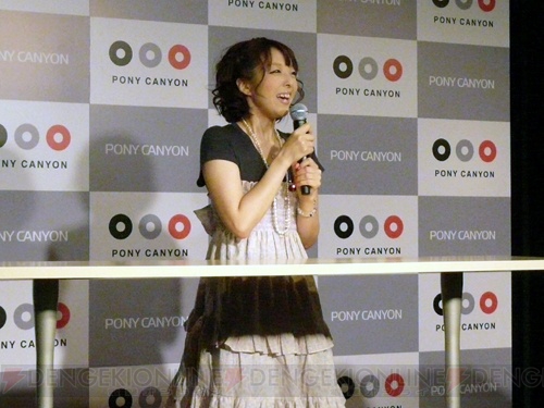 1stシングル『update』の発売を記念した声優・加藤英美里さんの握手会をレポ！