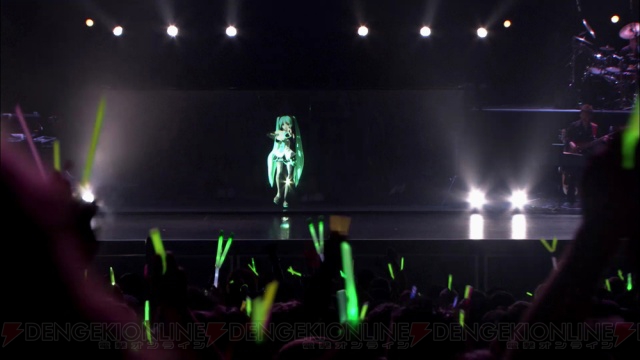 「ミクさんマジ天使！」初音ミク初の海外ライブのBD/DVDが12月21日発売