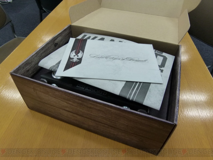 ベセスダ・ソフトワークスから『Dishonored』にまつわる怪しすぎる箱が届きました