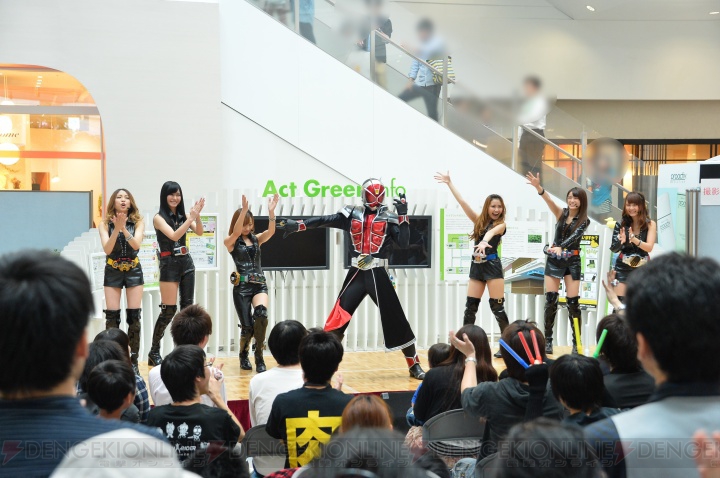 仮面ライダーウィザードが越谷でショータイムだ！ KAMEN RIDER GIRLSのシングル『Go get ‘em』発売記念イベントの“最後の希望”とは!?